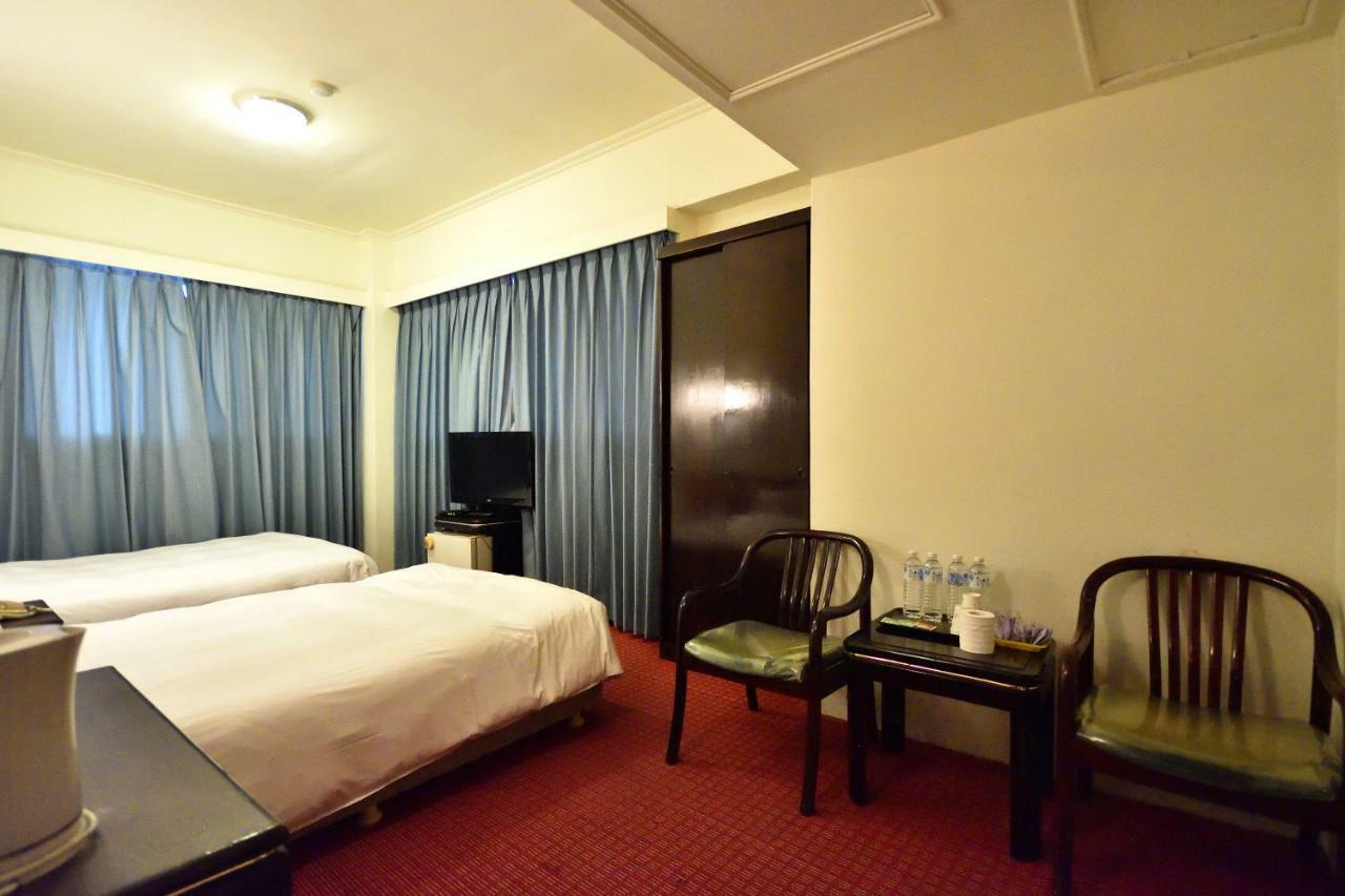 Yuanshin Hotel T'ai-tung Zewnętrze zdjęcie